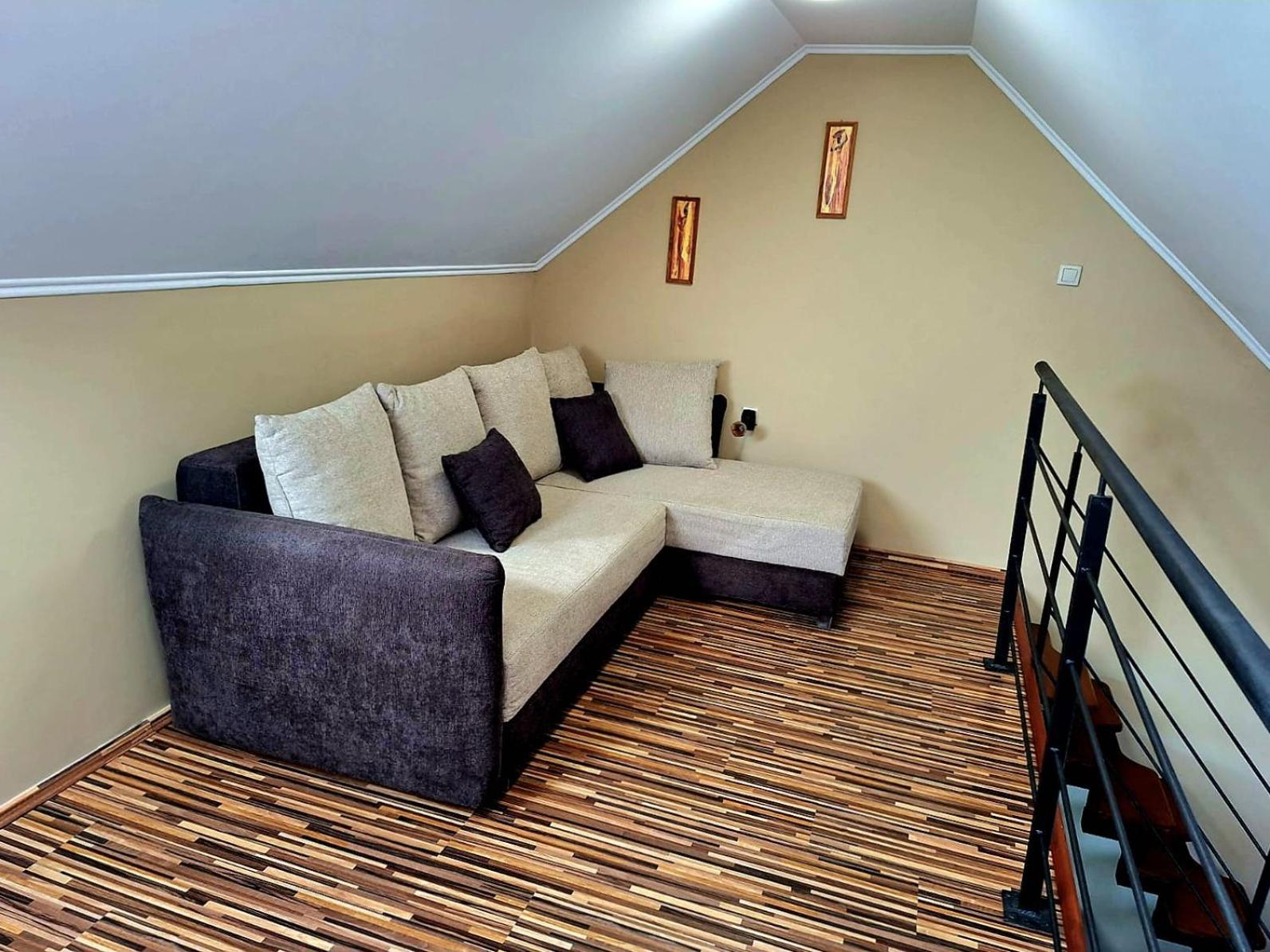 Angyal Apartman Гюла Екстериор снимка