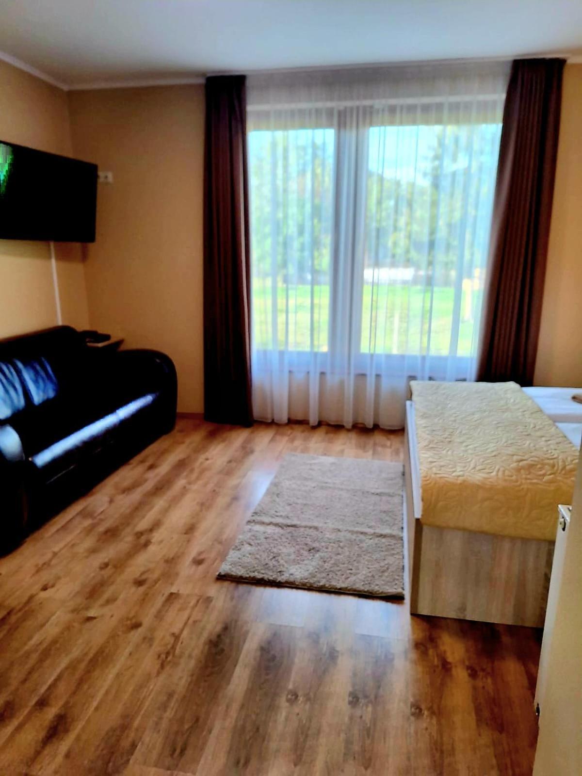 Angyal Apartman Гюла Екстериор снимка